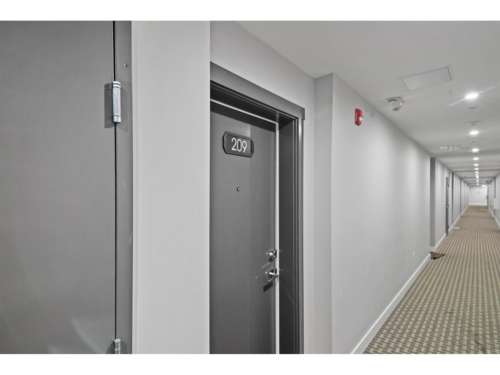 209 14438 72 Avenue, Surrey, British Columbia  V3S 0B6 - Photo 2 - R3007529