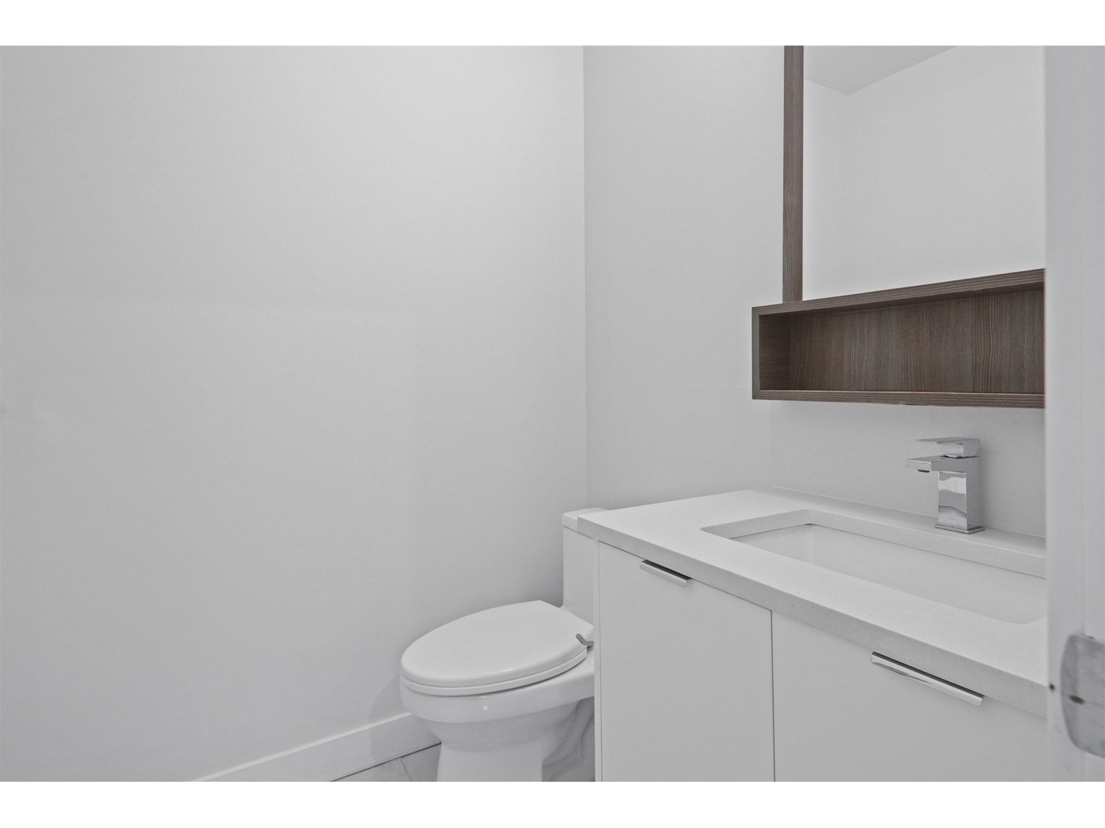 209 14438 72 Avenue, Surrey, British Columbia  V3S 0B6 - Photo 4 - R3007529