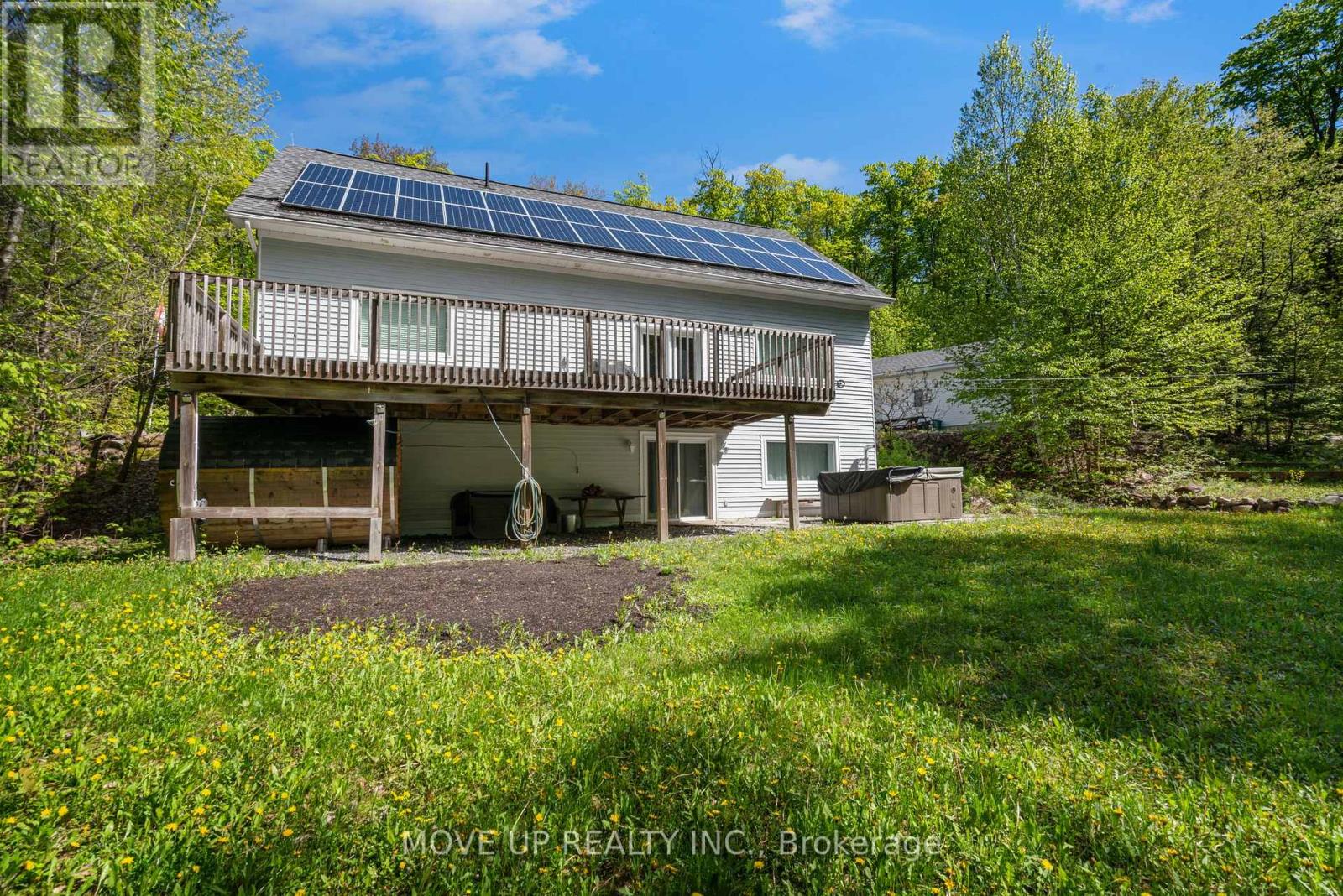 1884 Brunel Road, Huntsville, Ontario  P1H 2J3 - Photo 39 - X12181918