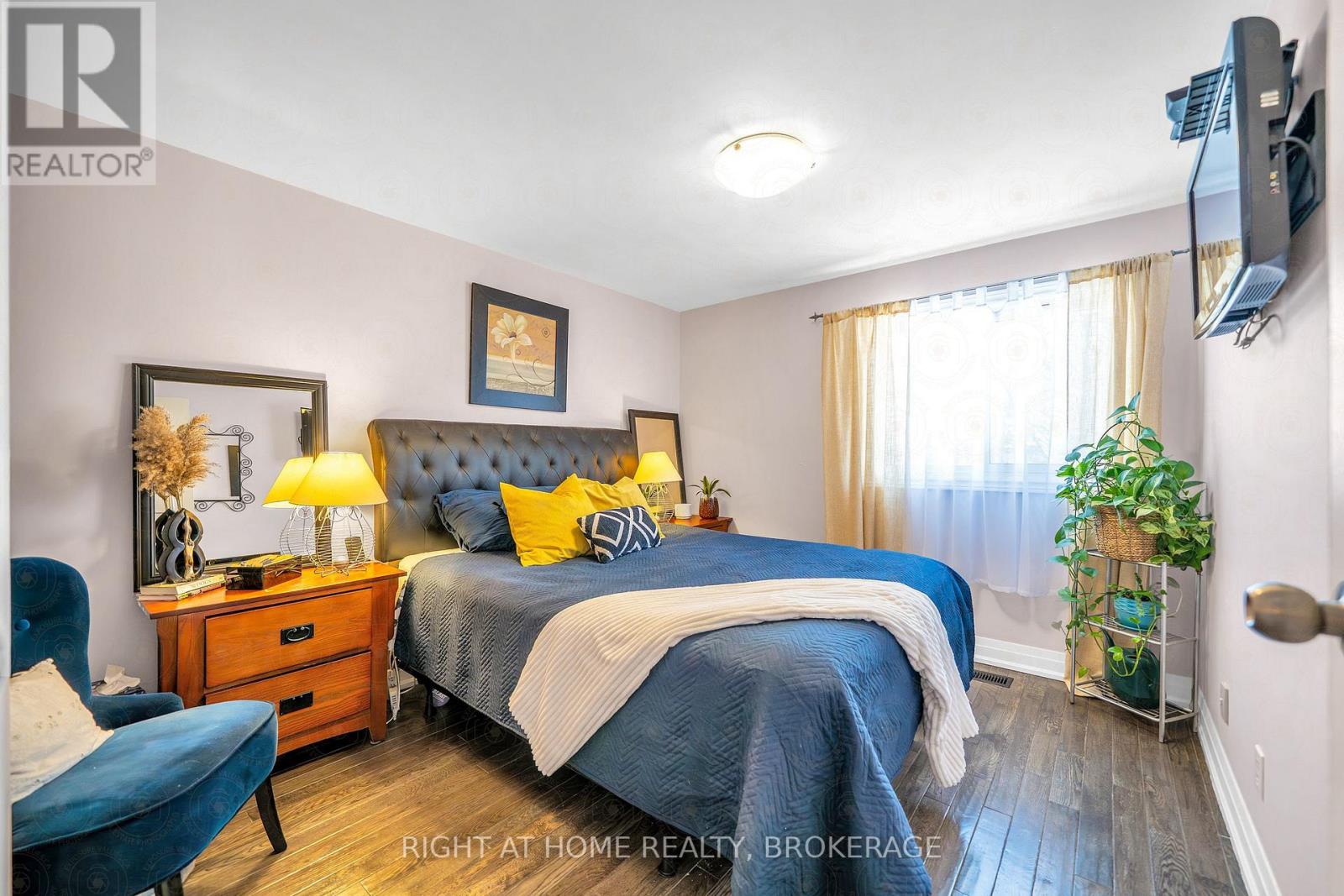 11 Eberlee Court, Whitby (Blue Grass Meadows), Ontario  L1N 8C9 - Photo 14 - E12185856