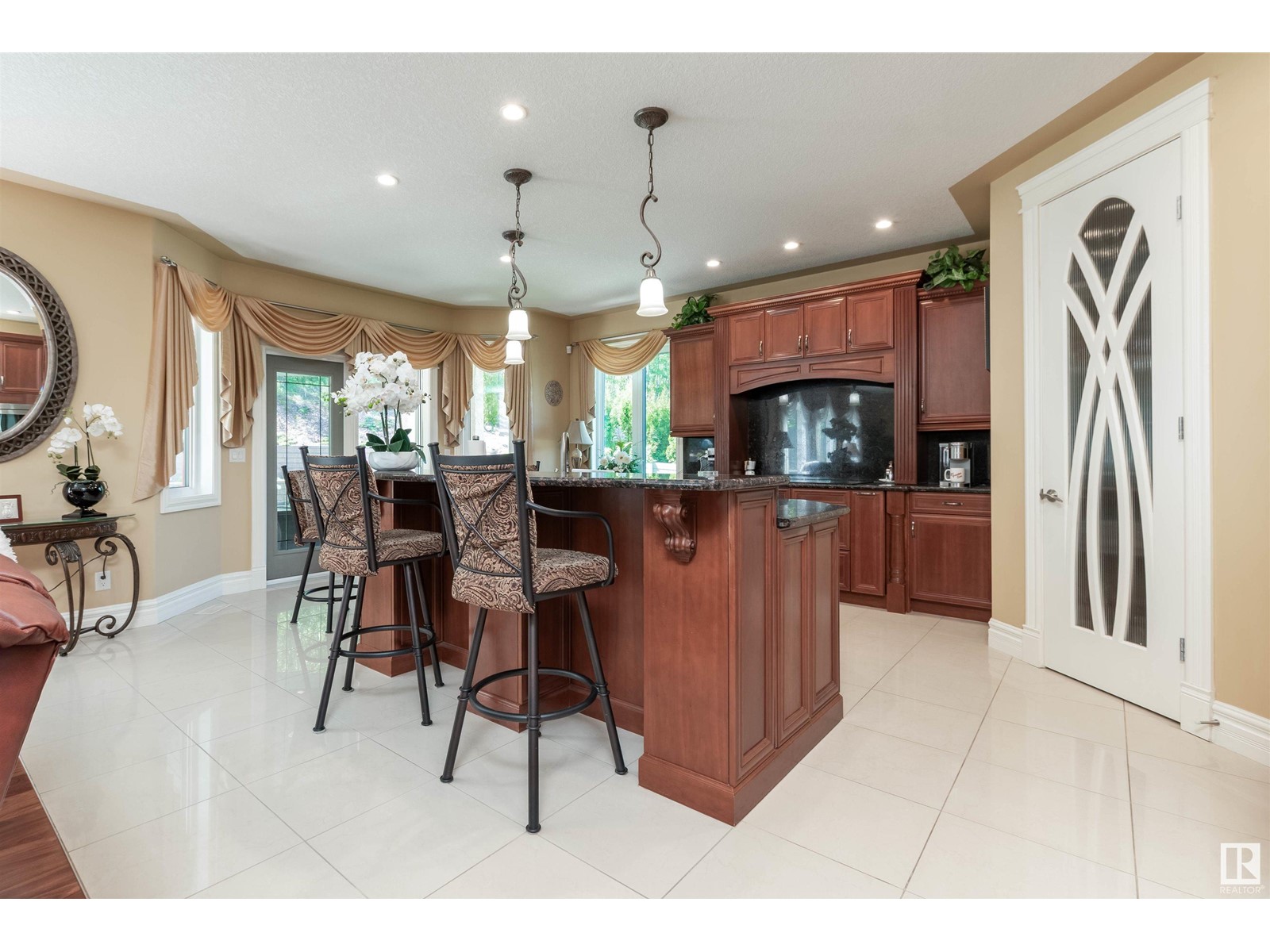 Property at #392 52304 RGE ROAD 233 image 1