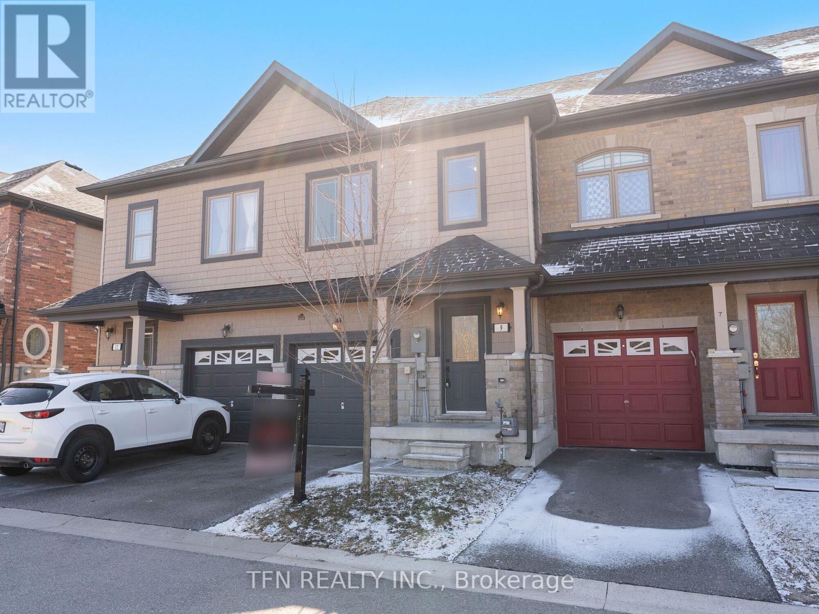 9 Cygnus Crescent, Barrie, Ontario  L4M 0K6 - Photo 2 - S12185810