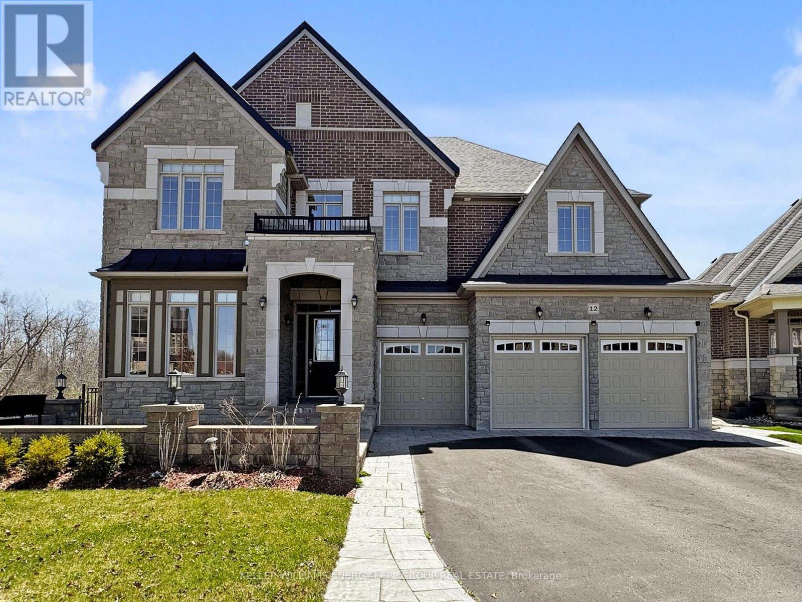 12 DONWOODS CRESCENT, Whitby, Ontario