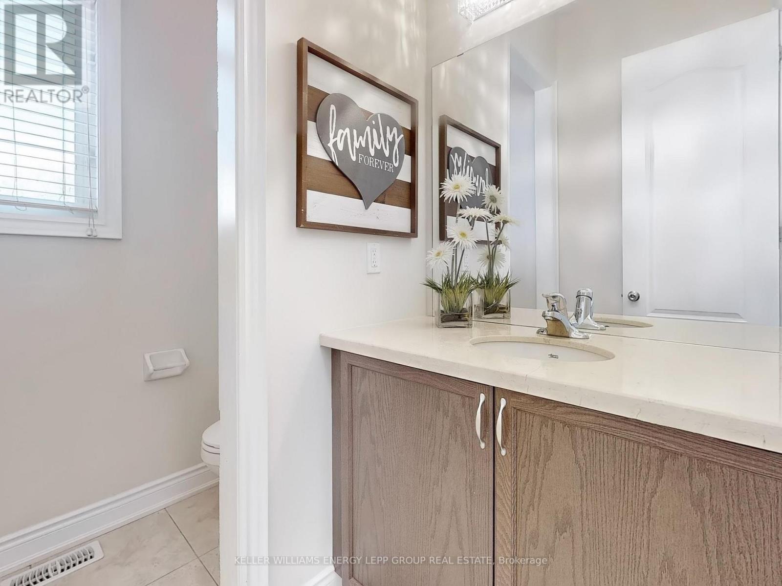 12 Donwoods Crescent, Whitby, Ontario  L1R 0N1 - Photo 18 - E12185877