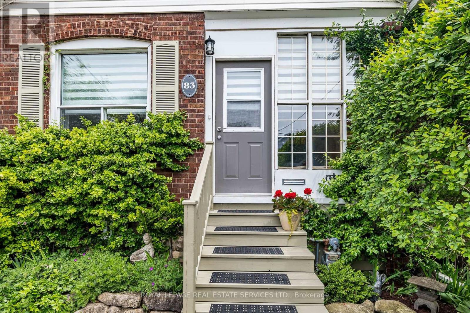 83 Fourth Street, Toronto, Ontario  M8V 2Y4 - Photo 6 - W12185822