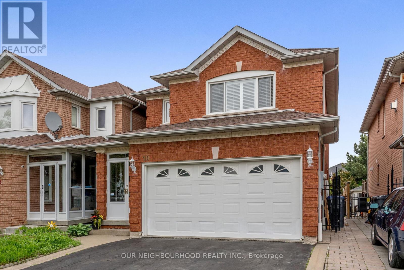 10 Wildberry Crescent, Brampton (Sandringham-Wellington), Ontario  L6R 1M7 - Photo 1 - W12185826