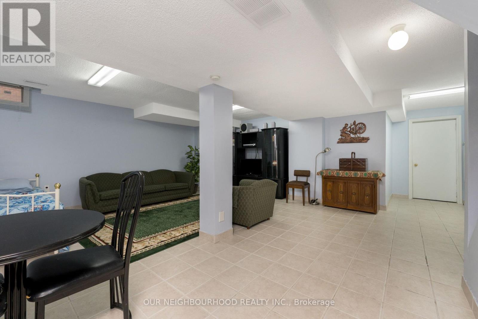 10 Wildberry Crescent, Brampton (Sandringham-Wellington), Ontario  L6R 1M7 - Photo 22 - W12185826