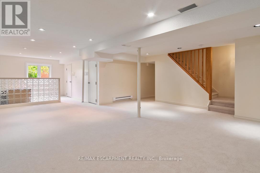 2712 Ashridge Place, Oakville, Ontario  L6J 7K3 - Photo 25 - W12185835