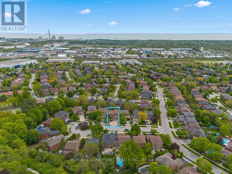2712 Ashridge Place, Oakville, Ontario  L6J 7K3 - Photo 40 - W12185835