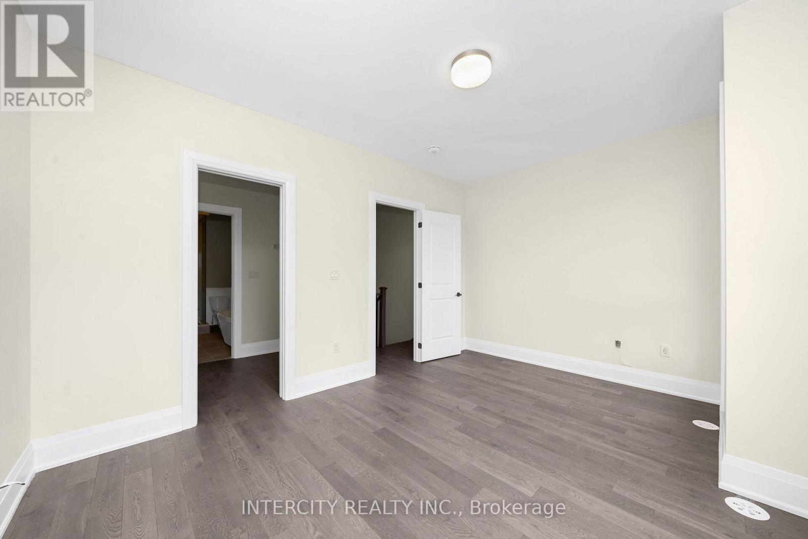 2 - 138 East Street, Oakville, Ontario  L6L 0H9 - Photo 22 - W12185838