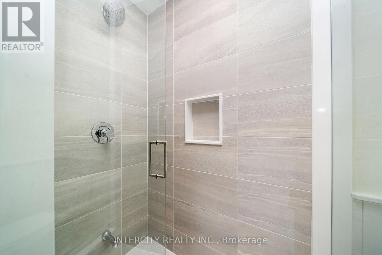 2 - 138 East Street, Oakville, Ontario  L6L 0H9 - Photo 26 - W12185838