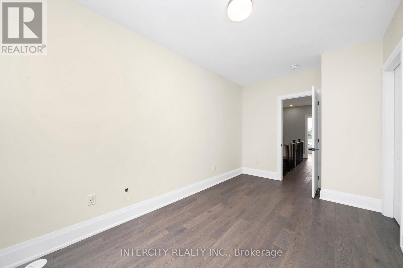 2 - 138 East Street, Oakville, Ontario  L6L 0H9 - Photo 28 - W12185838