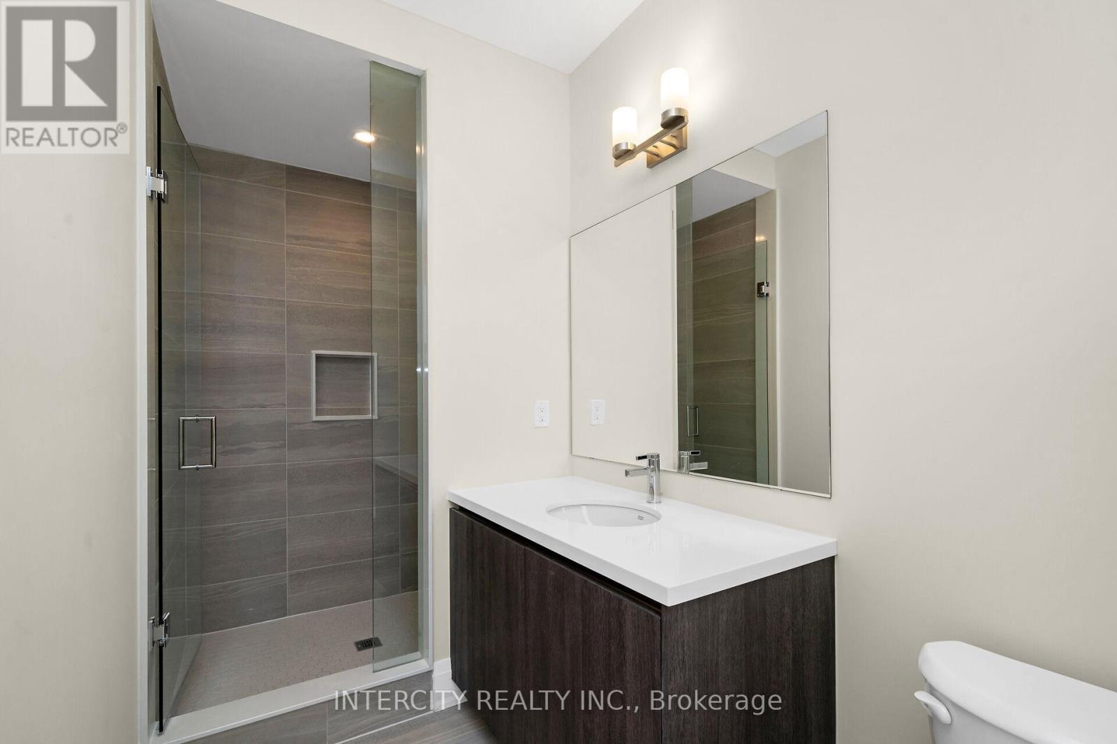2 - 138 East Street, Oakville, Ontario  L6L 0H9 - Photo 29 - W12185838
