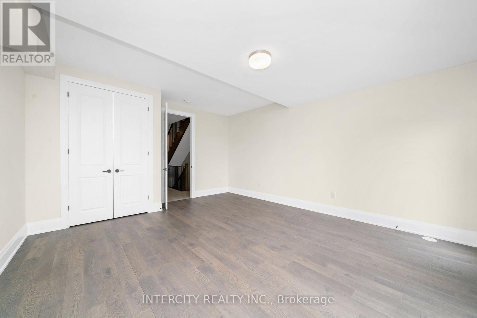2 - 138 East Street, Oakville, Ontario  L6L 0H9 - Photo 6 - W12185838