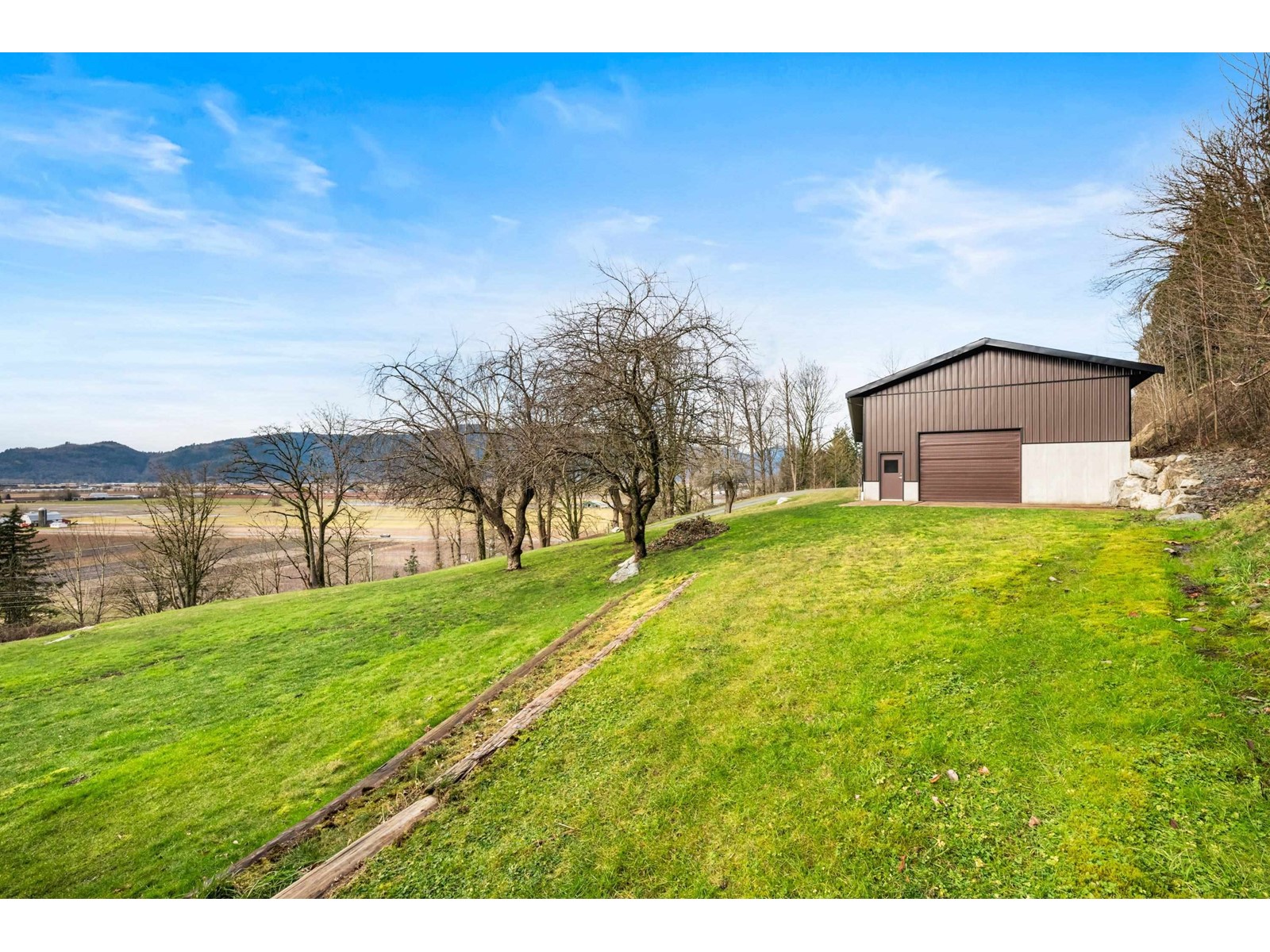 Property at 2220 TOLMIE ROAD image 3