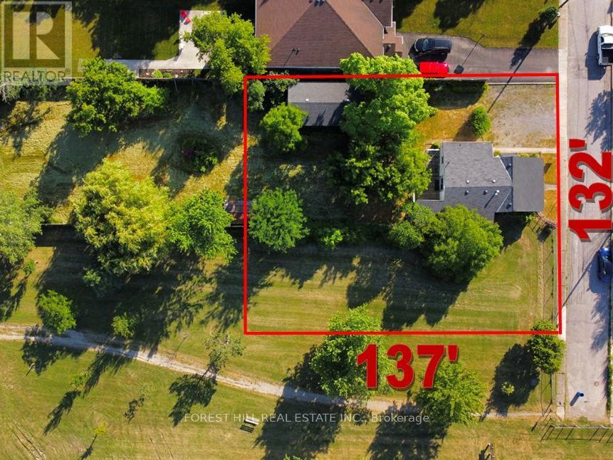 18 Phelps Street, St. Catharines, Ontario  L2P 2H4 - Photo 1 - X12185751