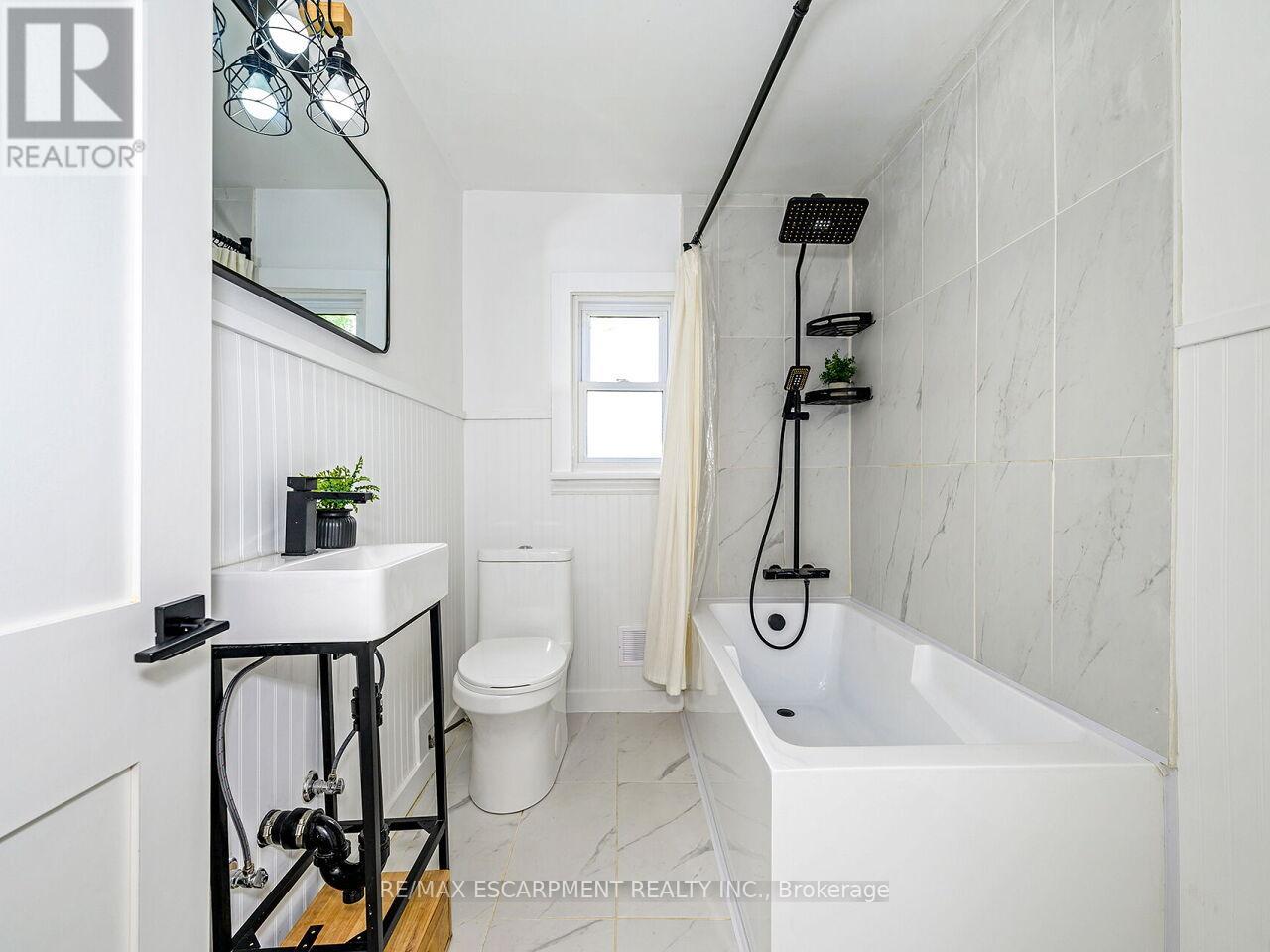 133 Willson Road, Welland, Ontario  L3C 2T5 - Photo 22 - X12185776