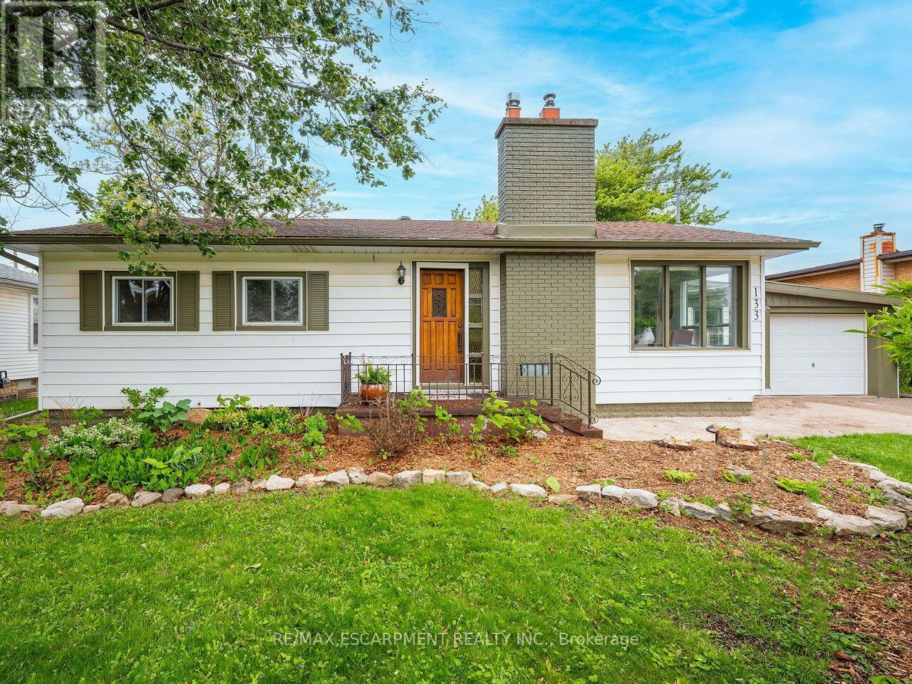 133 Willson Road, Welland, Ontario  L3C 2T5 - Photo 4 - X12185776