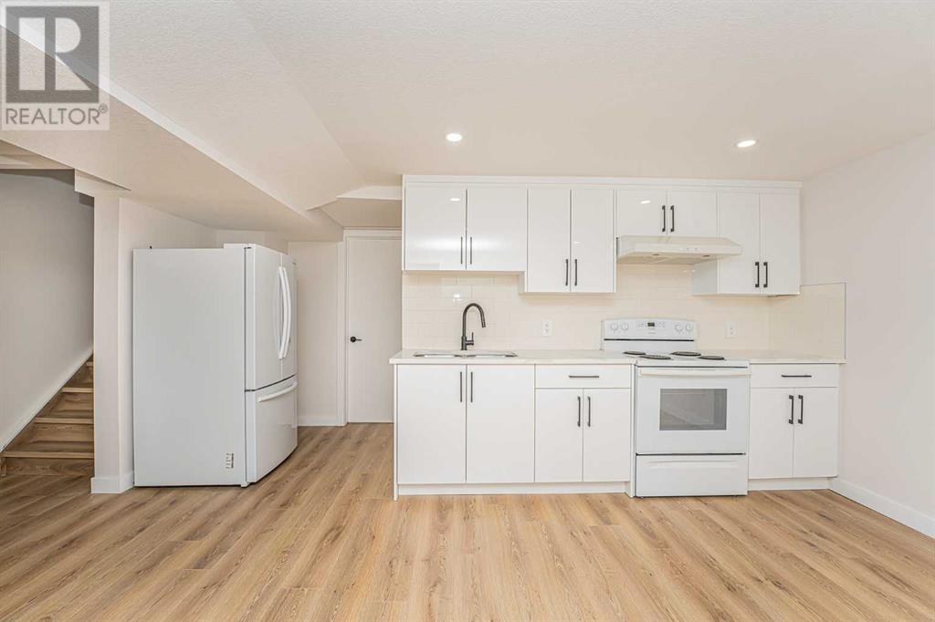 4032 Marbank Drive Ne, Calgary, Alberta  T2A 3J1 - Photo 17 - A2223226