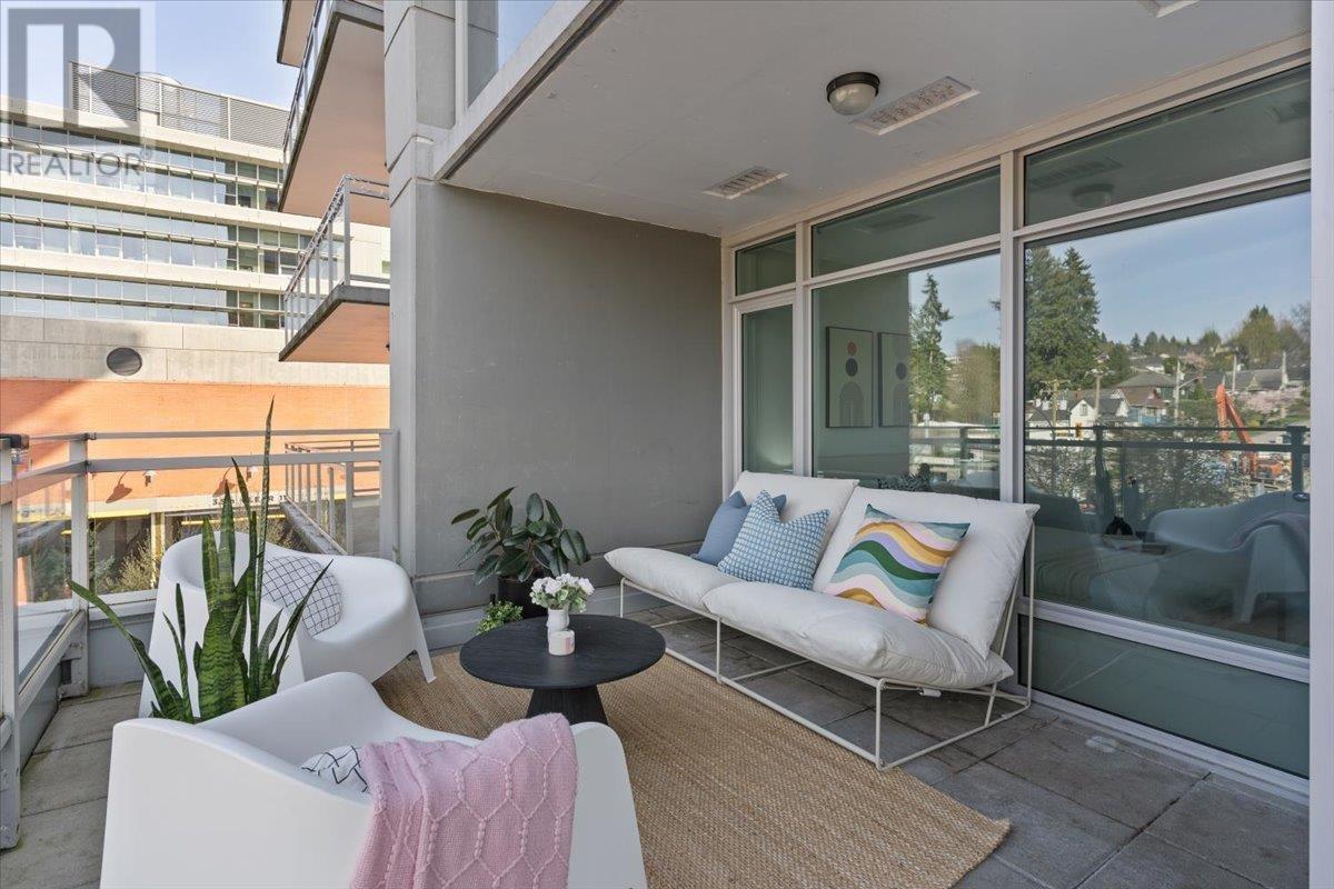 302 200 Nelson's Crescent, New Westminster, British Columbia  V3L 0H4 - Photo 3 - R3009321