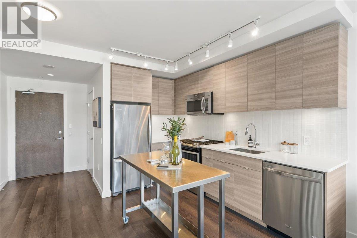 302 200 Nelson's Crescent, New Westminster, British Columbia  V3L 0H4 - Photo 6 - R3009321