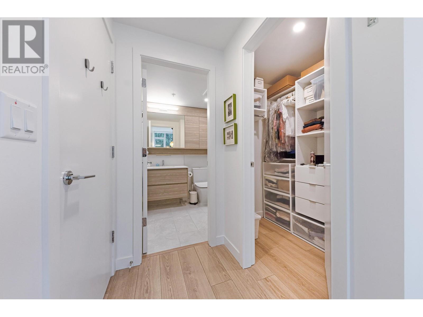 802 595 Austin Avenue, Coquitlam, British Columbia  V3K 0G7 - Photo 13 - R3009322