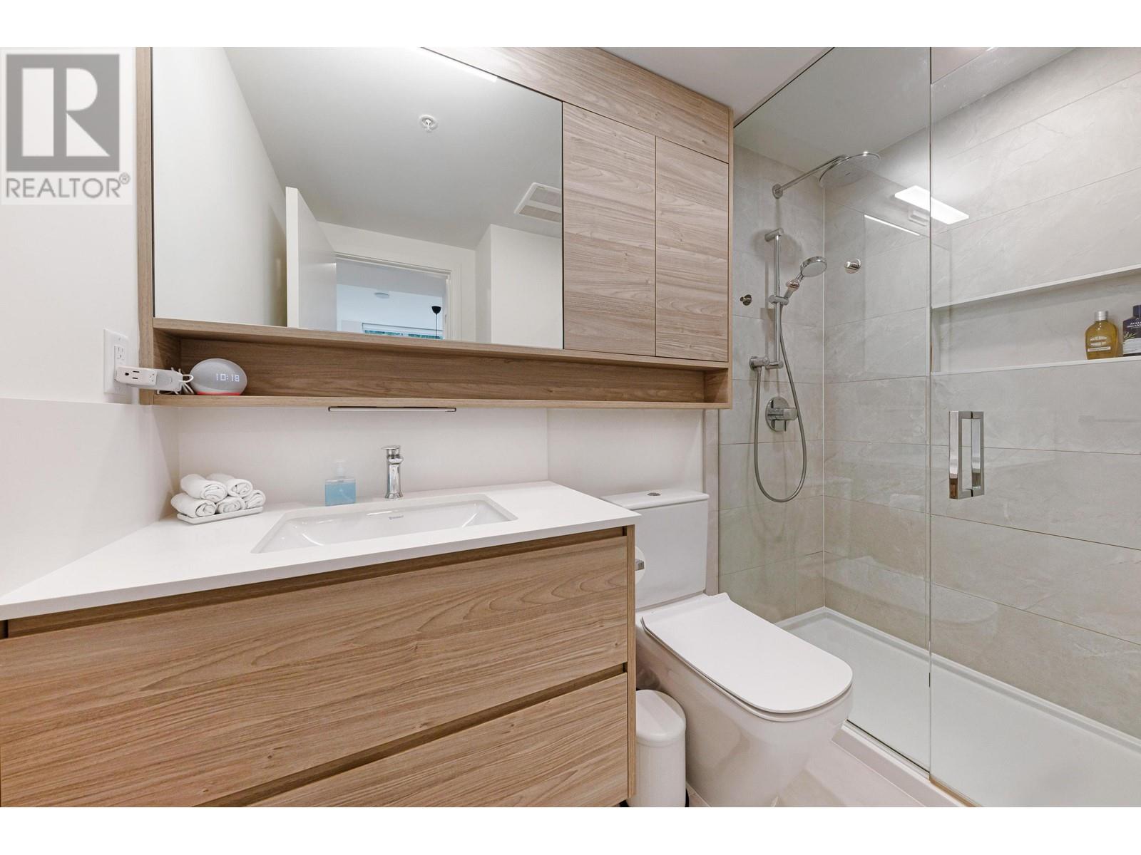 802 595 Austin Avenue, Coquitlam, British Columbia  V3K 0G7 - Photo 19 - R3009322
