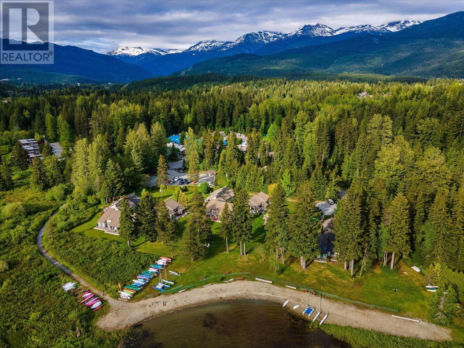 D2 6900 Crabapple Drive, Whistler, British Columbia  V8E 0C5 - Photo 11 - R3009335