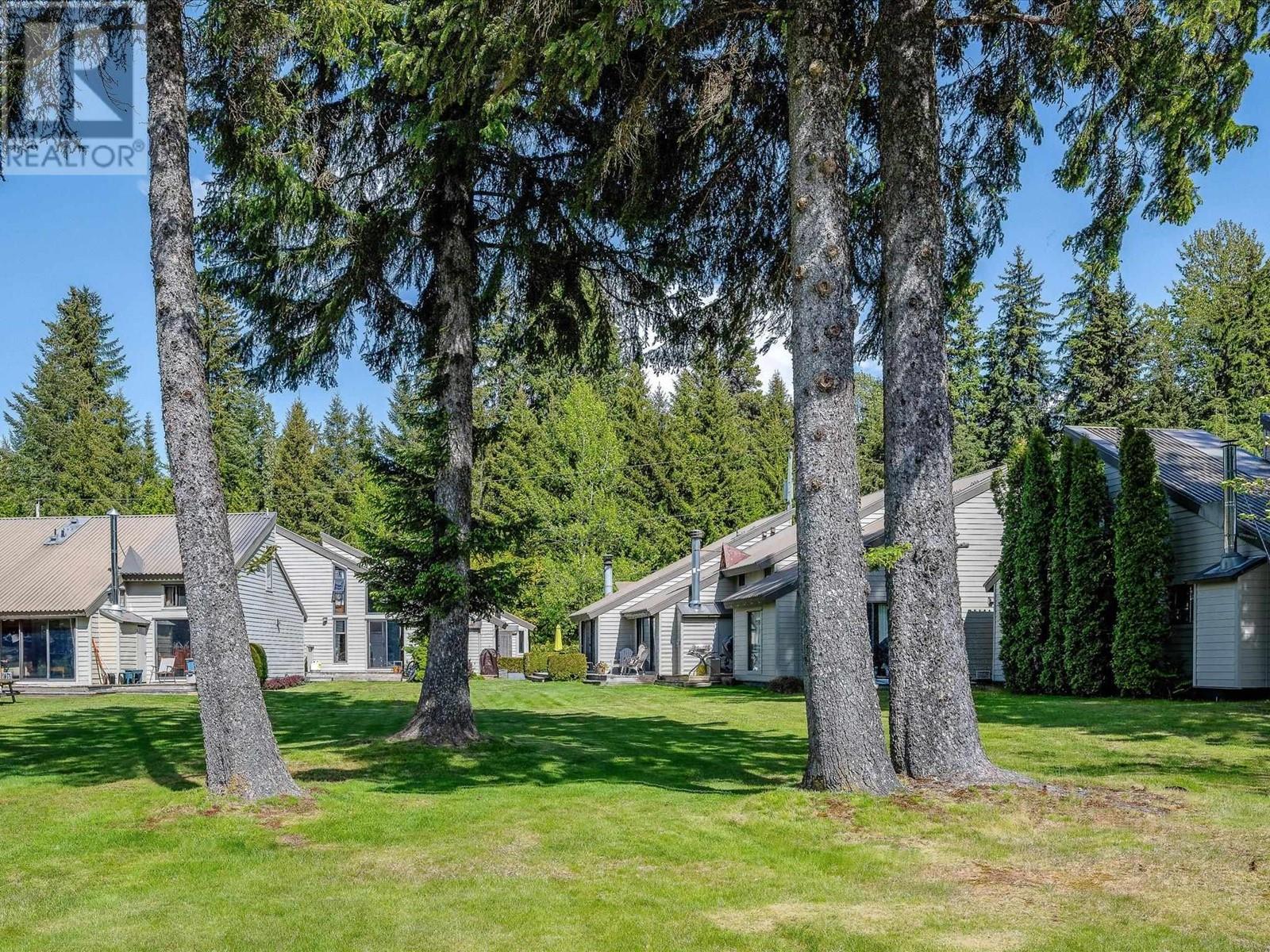 D2 6900 Crabapple Drive, Whistler, British Columbia  V8E 0C5 - Photo 3 - R3009335