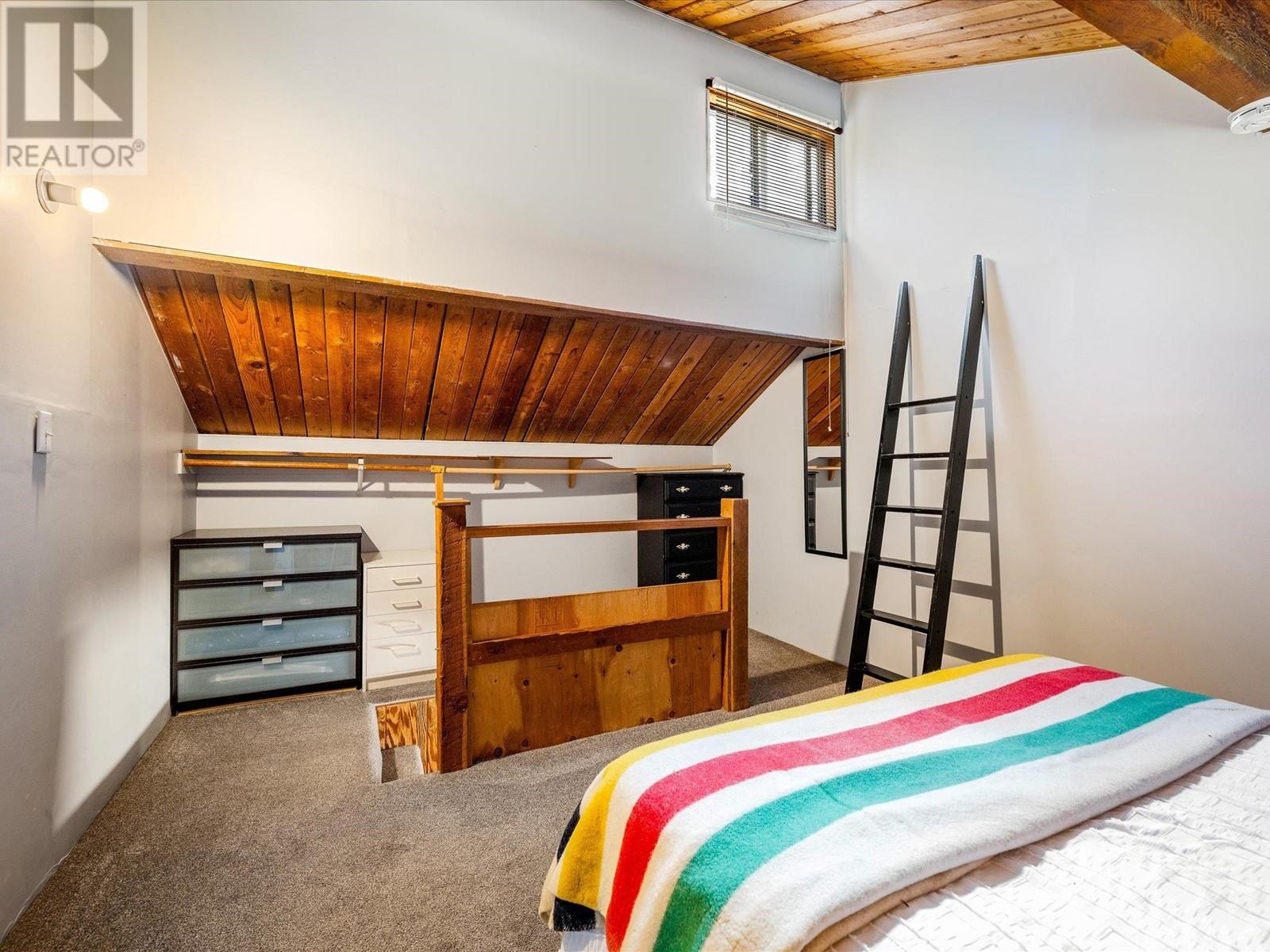 D2 6900 Crabapple Drive, Whistler, British Columbia  V8E 0C5 - Photo 32 - R3009335
