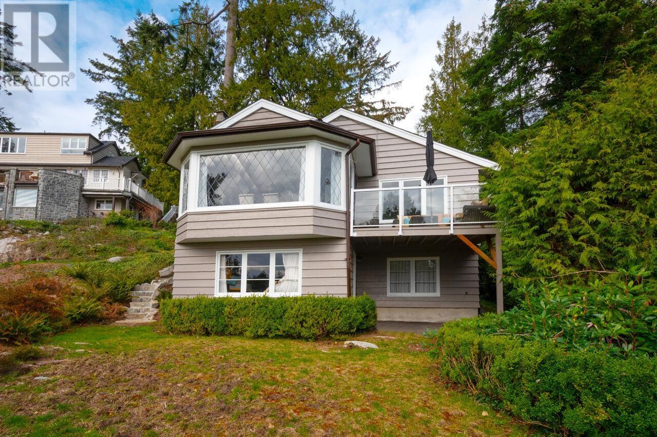 3284 Mathers Avenue, West Vancouver, British Columbia  V7V 2K5 - Photo 1 - R3009323