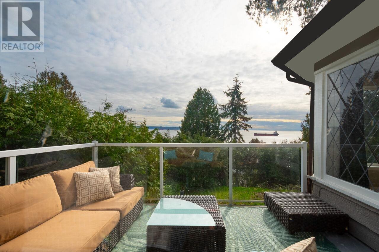 3284 Mathers Avenue, West Vancouver, British Columbia  V7V 2K5 - Photo 7 - R3009323