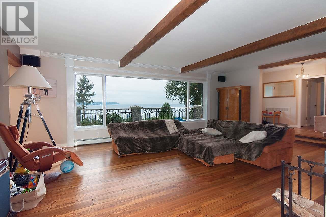 Property at 3290 MATHERS AVENUE image 5
