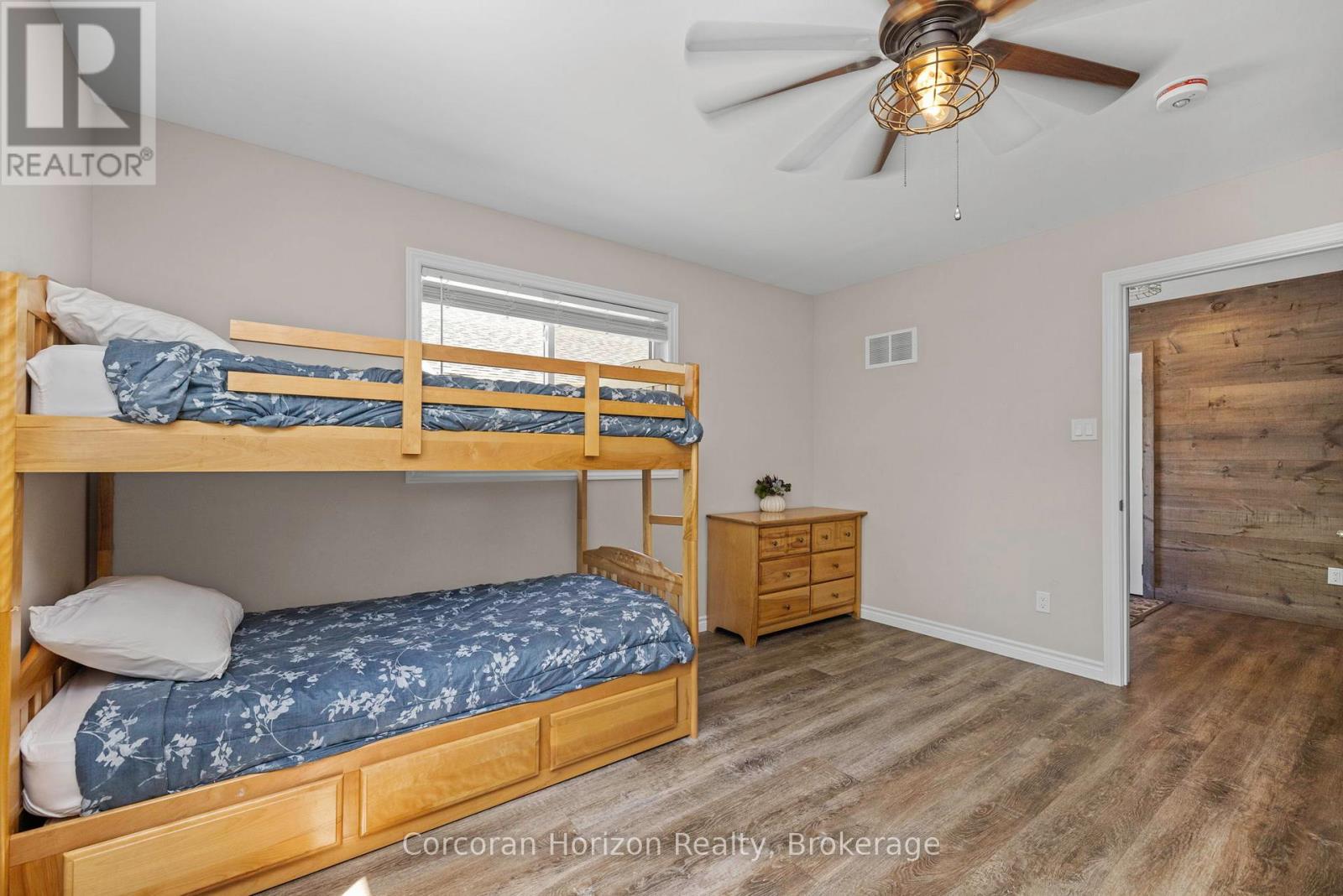 450 Crooked Bay Road, Georgian Bay, Ontario  P0C 1S0 - Photo 27 - X12185883