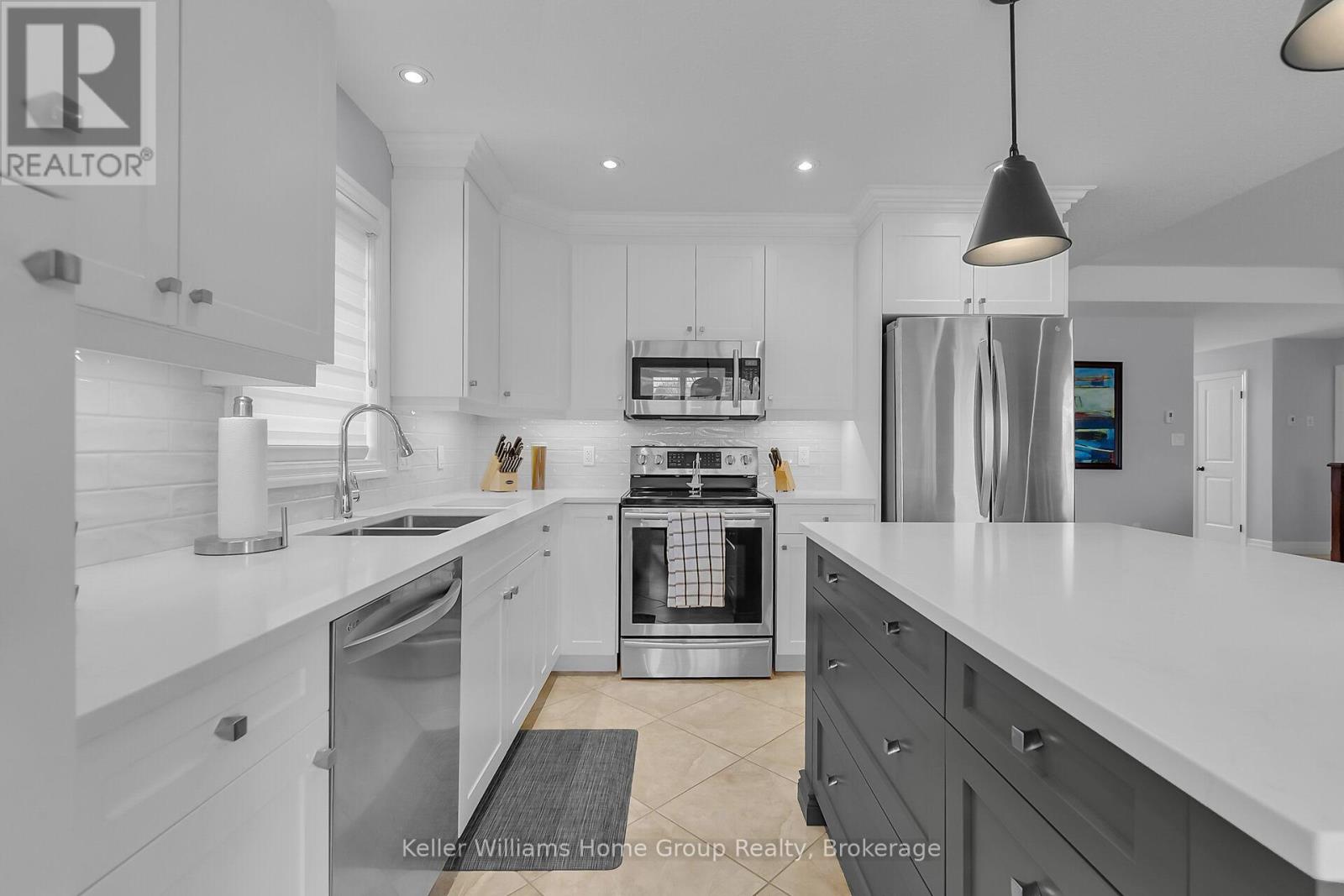 Property at 46 HALLIDAY DRIVE image 3