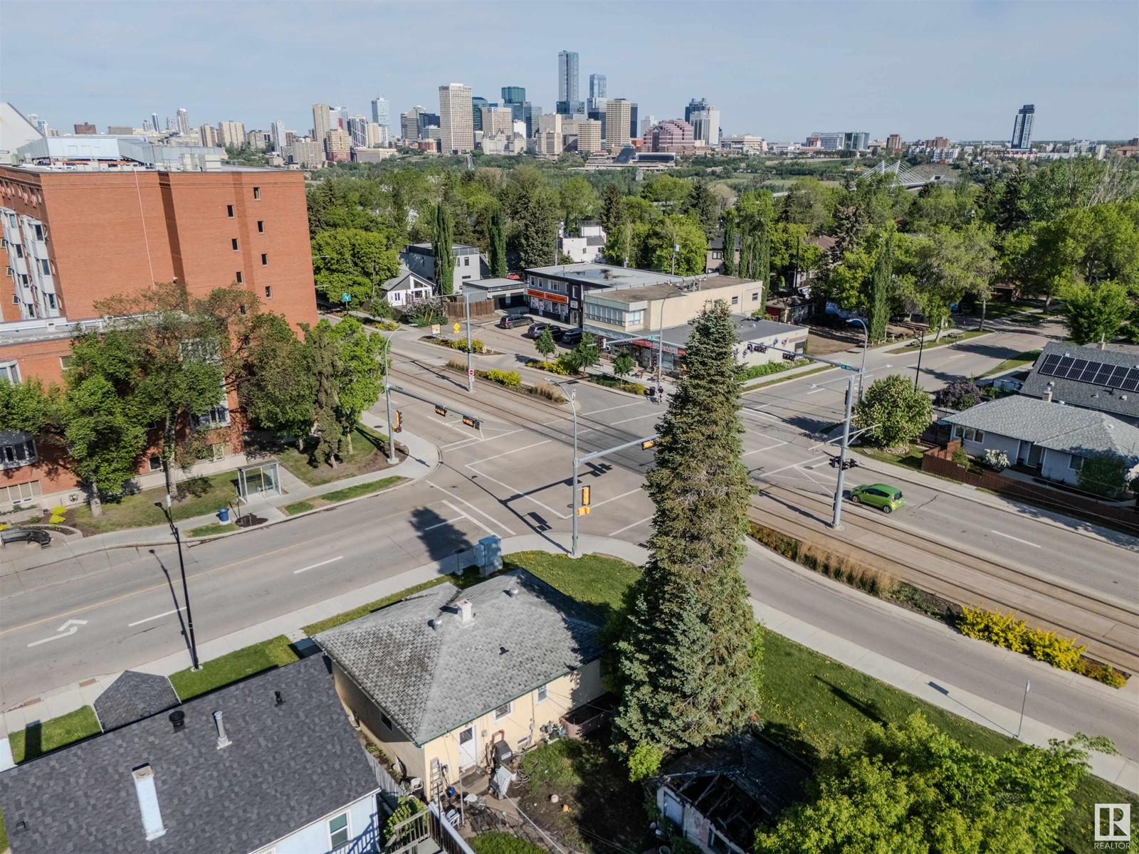 9411 92 St Nw, Edmonton, Alberta  T6C 3S1 - Photo 42 - E4439573