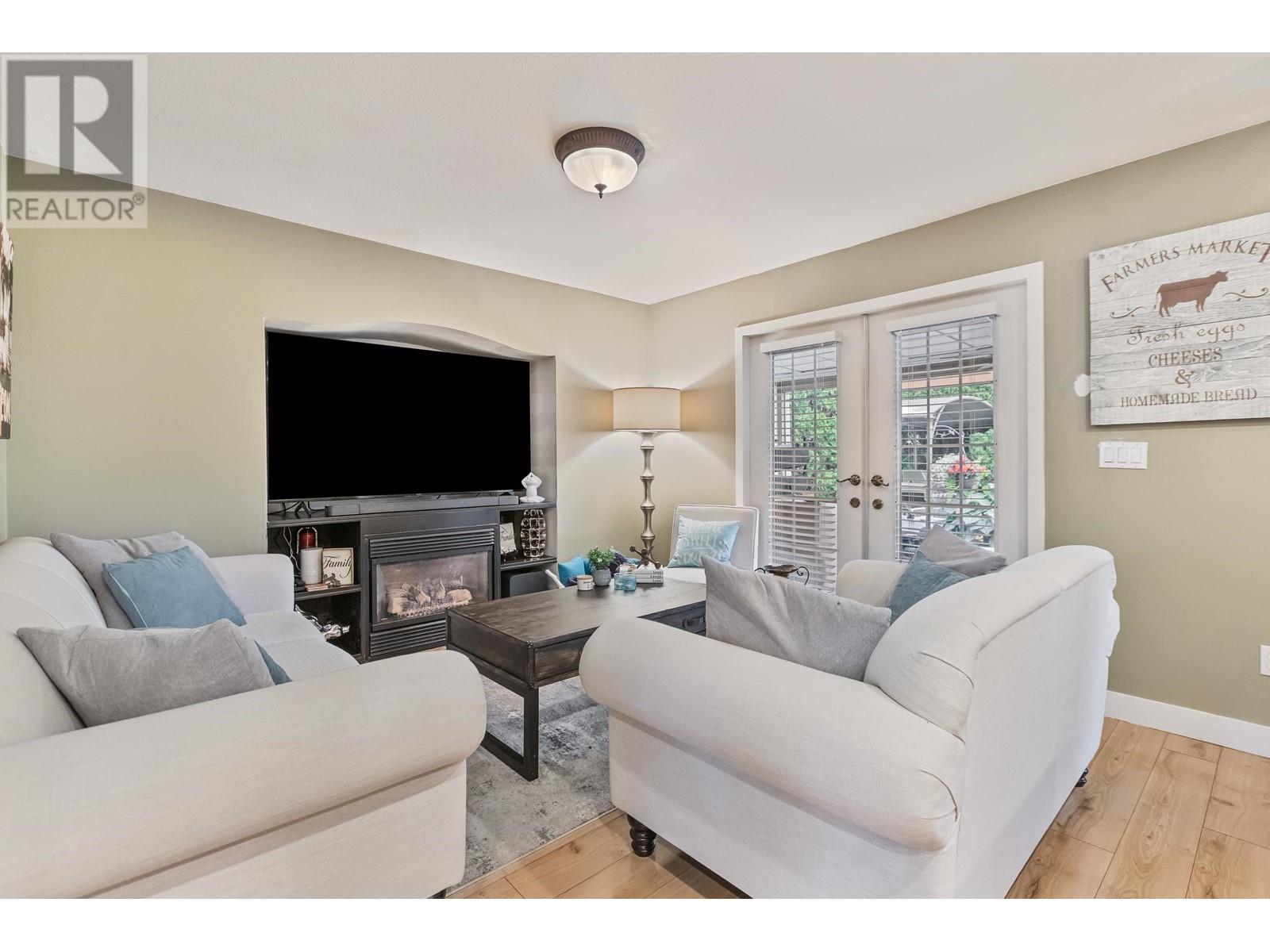1935 Leacock Street, Port Coquitlam, British Columbia  V3C 4V3 - Photo 13 - R3009341