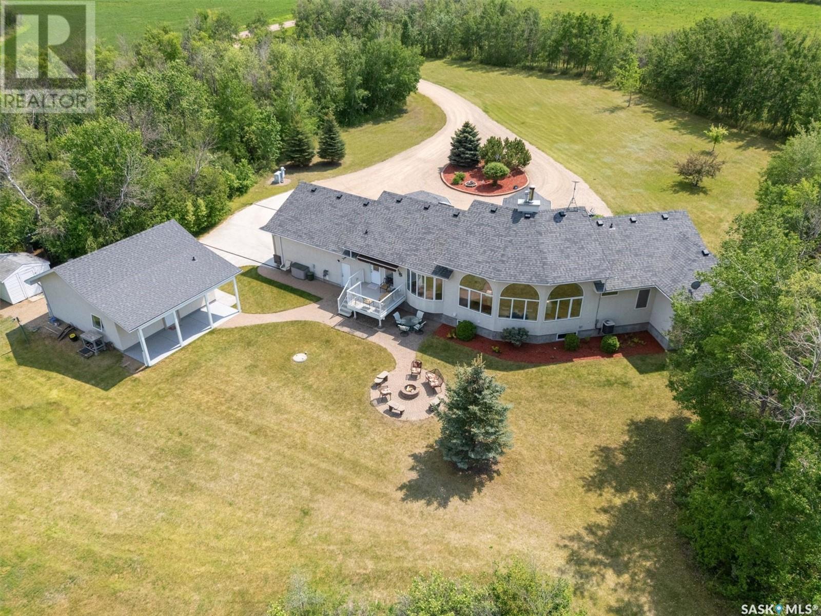 The Meadow Acreage, Corman Park Rm No. 344, Saskatchewan  S7V 0A9 - Photo 4 - SK999426