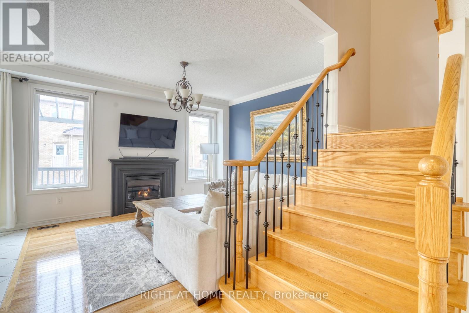 20 Seiffer Crescent, Richmond Hill, Ontario  L4E 0J1 - Photo 12 - N12121354