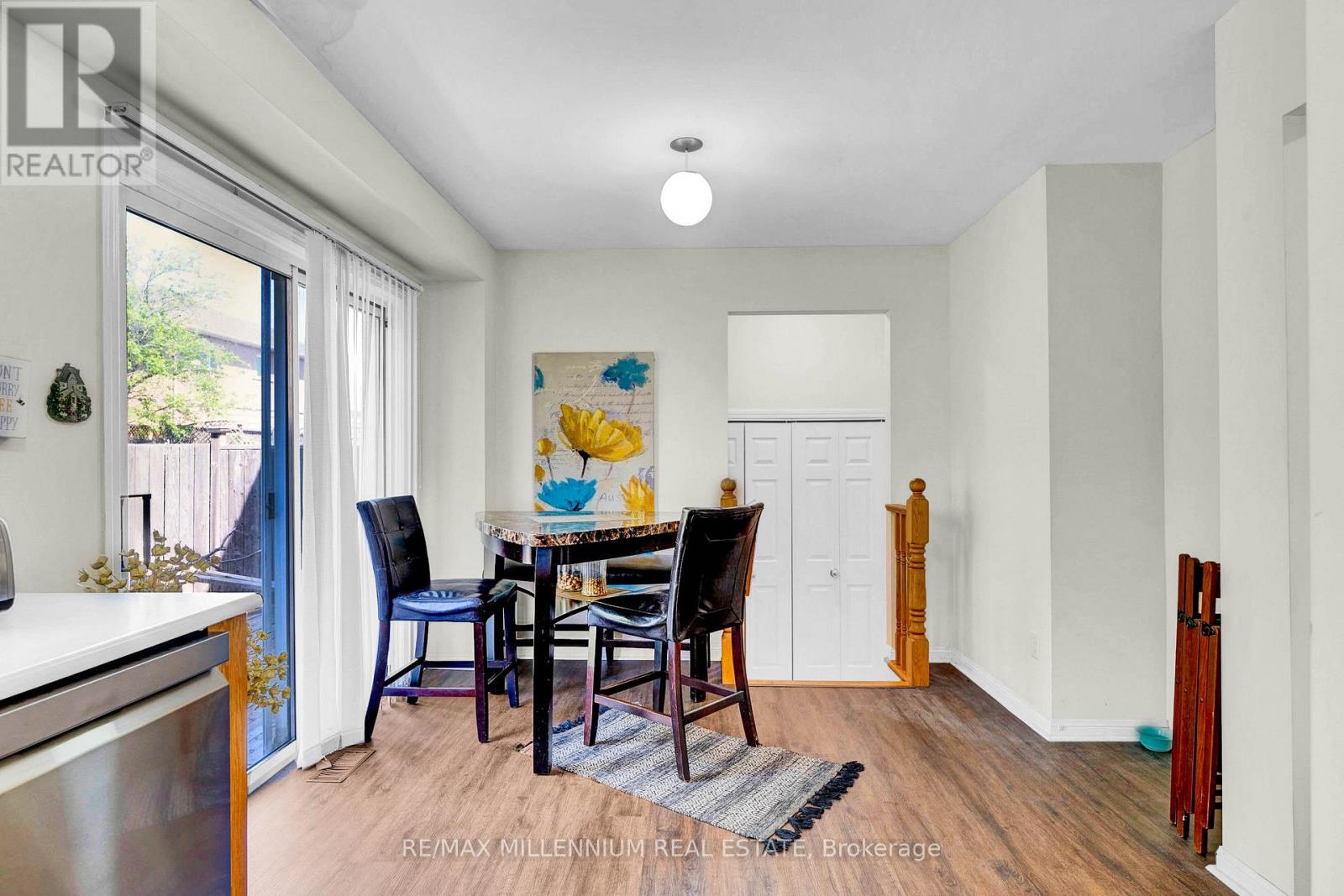 10 Mainland Crescent E, Vaughan, Ontario  L6A 3G3 - Photo 11 - N12185803