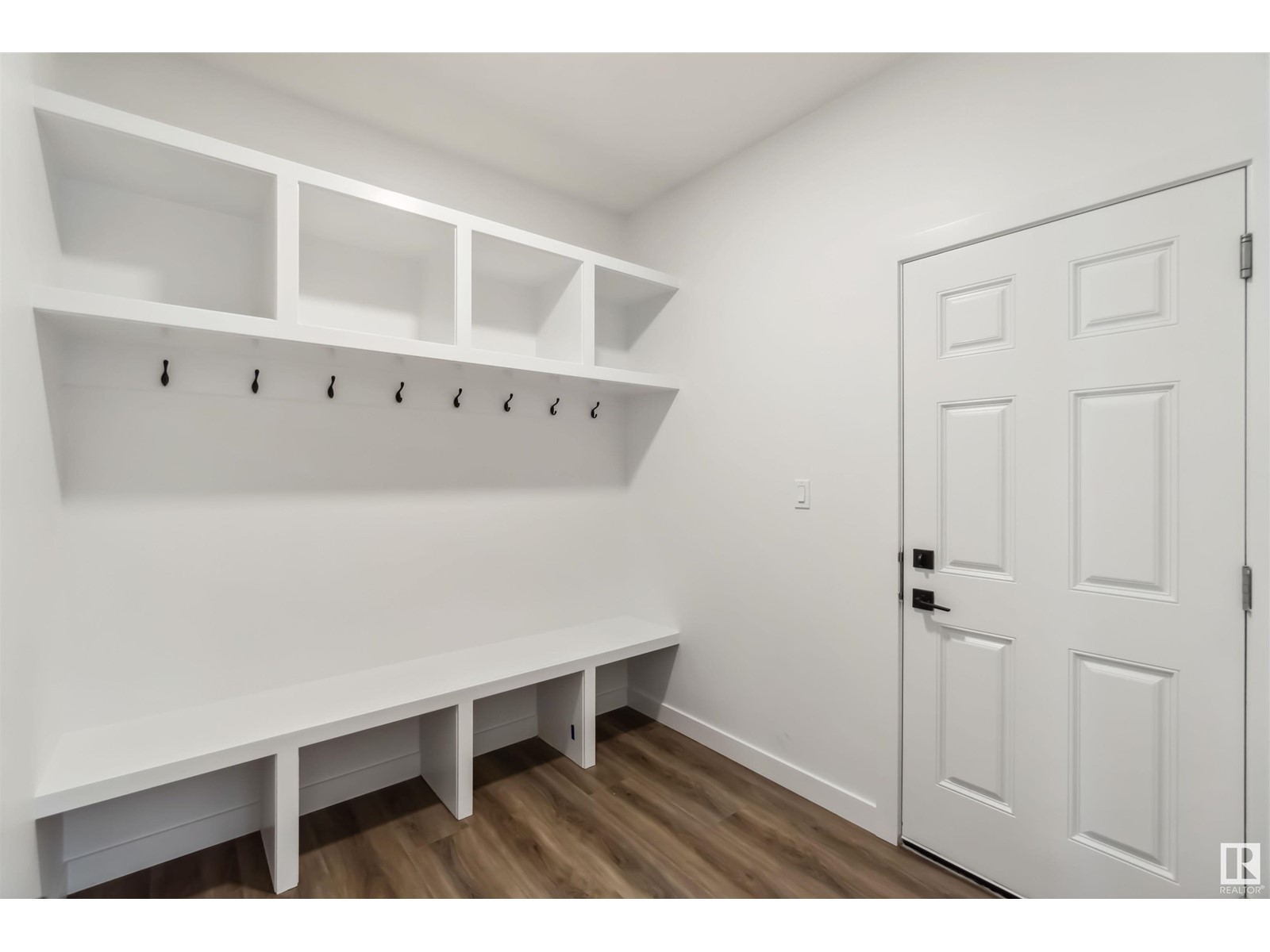 Property at 1612 11 AV NW image 5