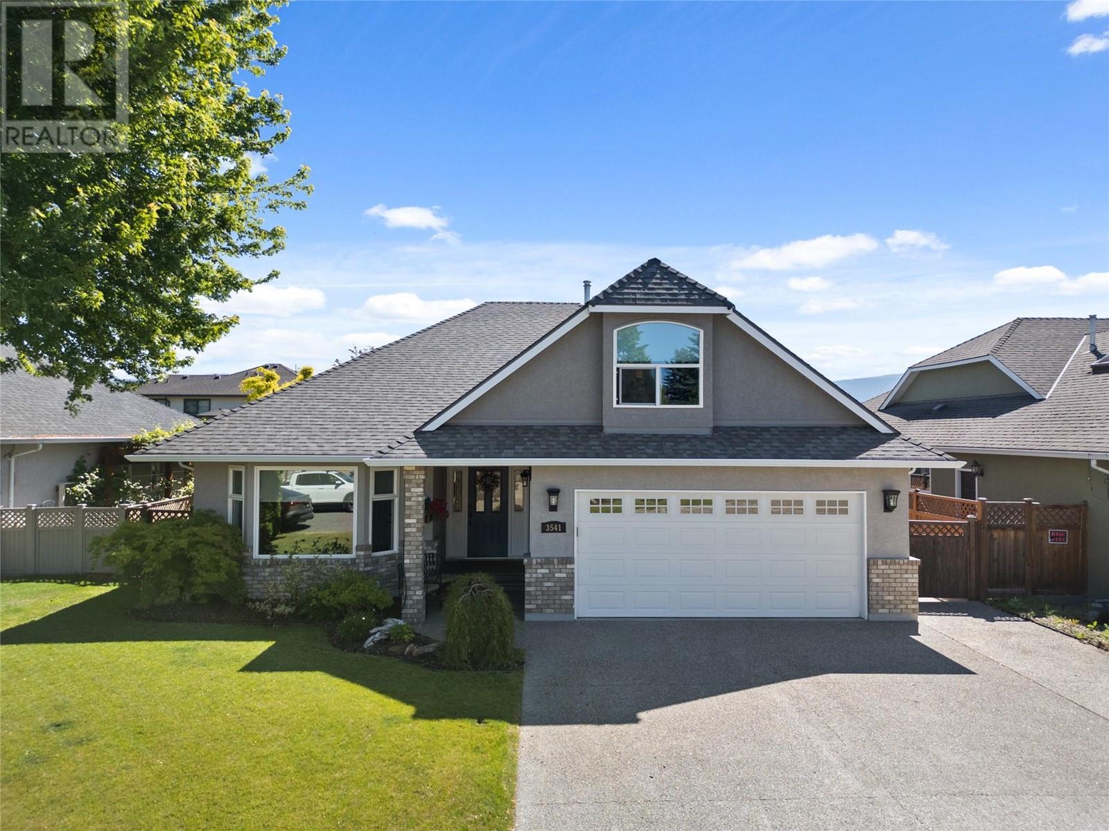 3541 Athalmer Road, Kelowna, British Columbia  V1W 3Y5 - Photo 1 - 10349730