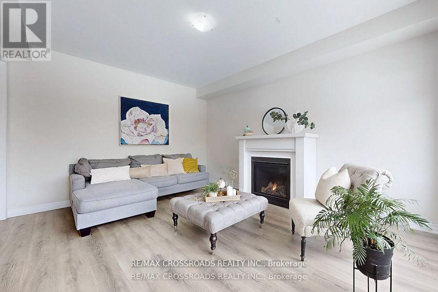 75 Ed Ewert Avenue, Clarington (Newcastle), Ontario  L1B 0W7 - Photo 6 - E12185305