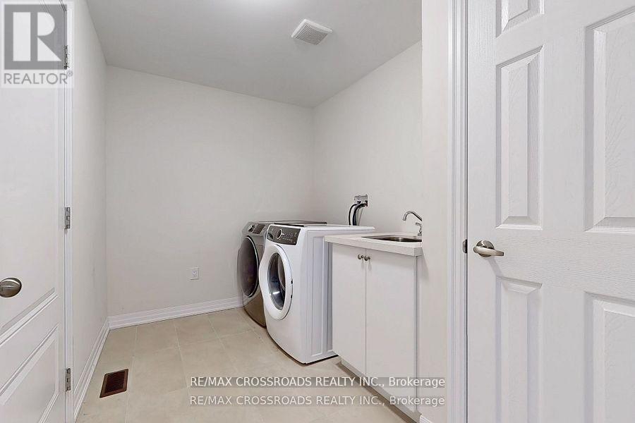 75 Ed Ewert Avenue, Clarington (Newcastle), Ontario  L1B 0W7 - Photo 19 - E12185305