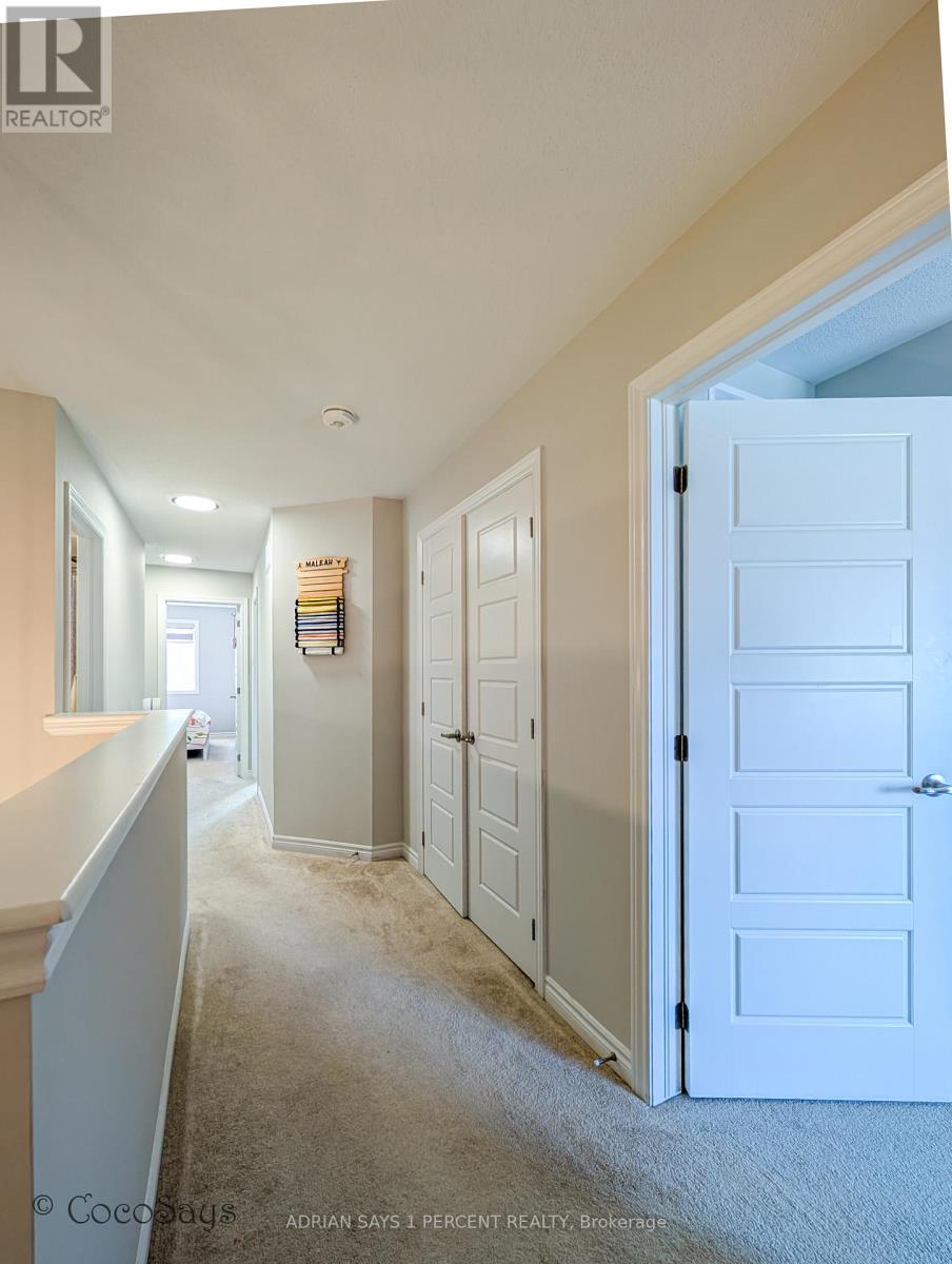 46 Bermondsey Way, Ottawa, Ontario  K2S 2Y7 - Photo 11 - X12185972