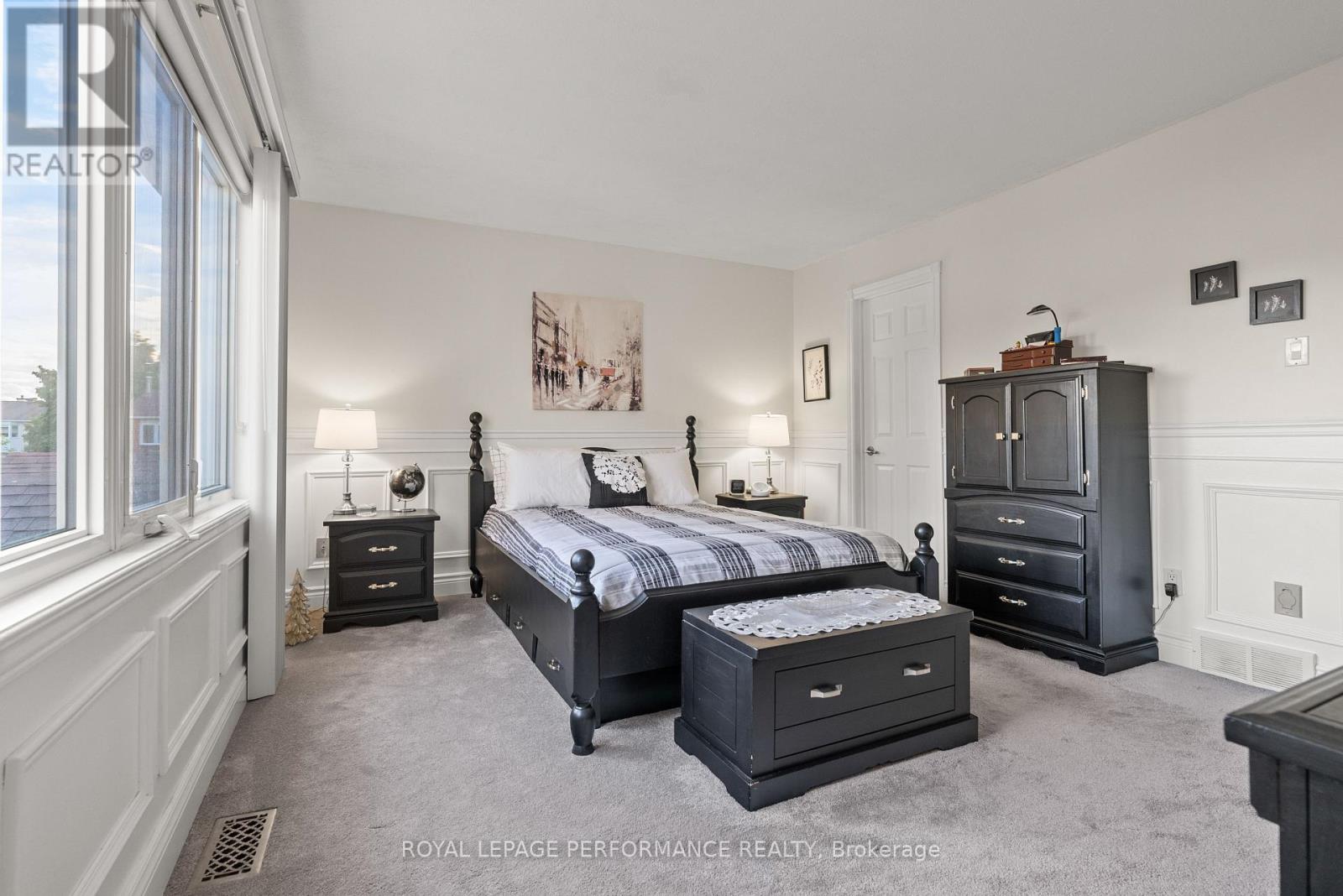 151 Midsummer Terrace, Ottawa, Ontario  K1E 3V4 - Photo 15 - X12186013