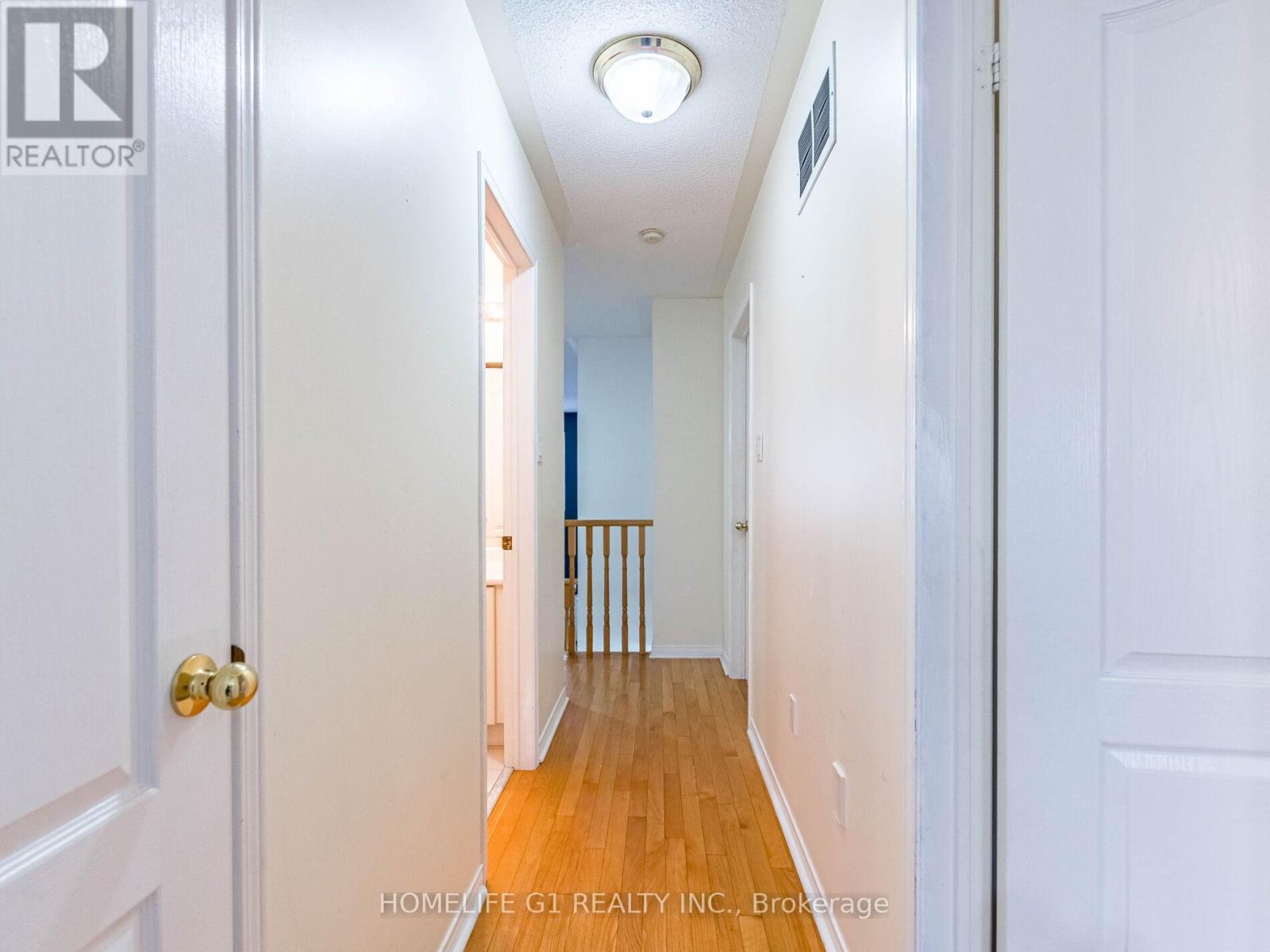 32 Creekwood Drive, Brampton, Ontario  L7A 1J3 - Photo 20 - W12185890