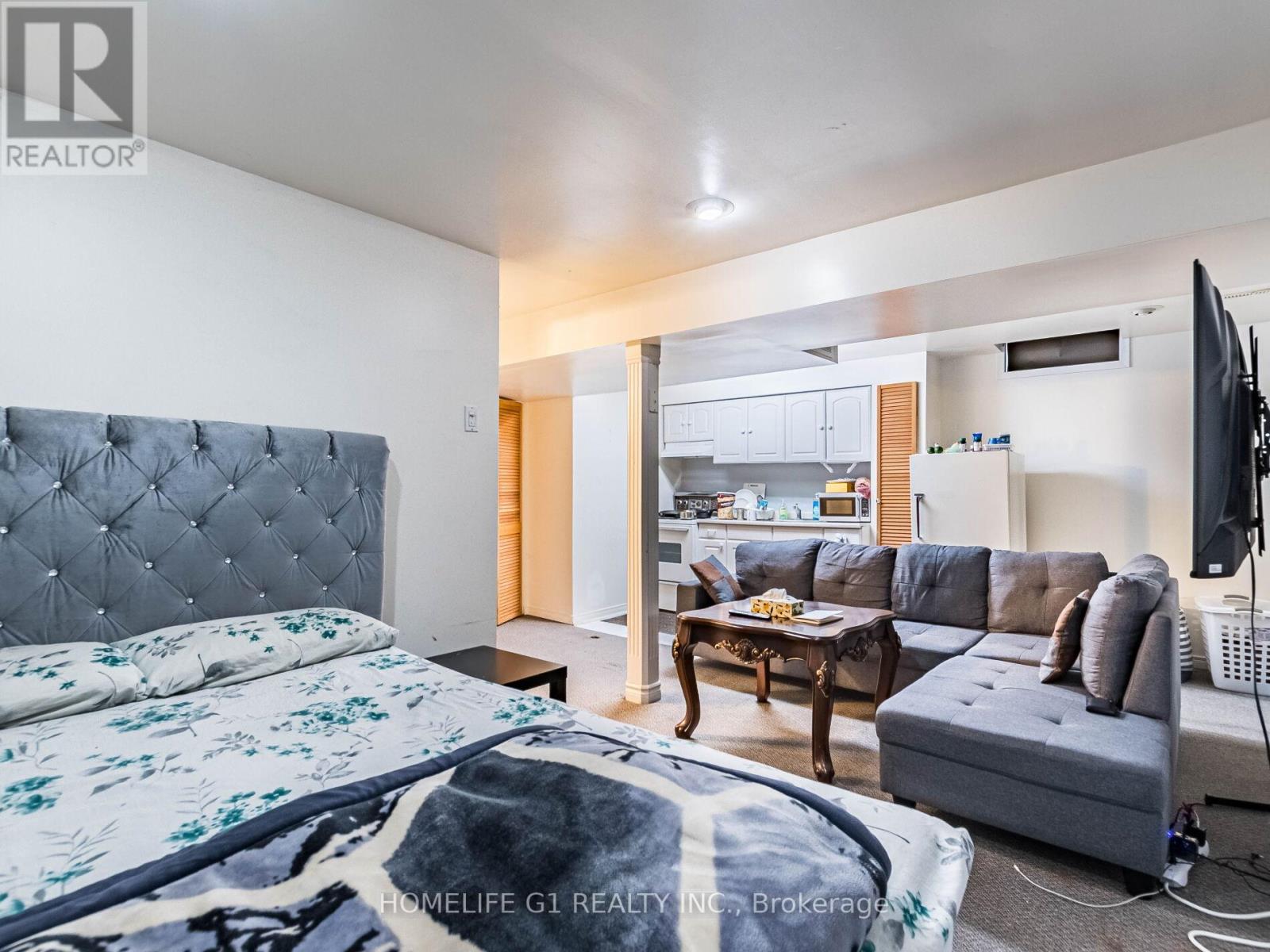 32 Creekwood Drive, Brampton, Ontario  L7A 1J3 - Photo 36 - W12185890