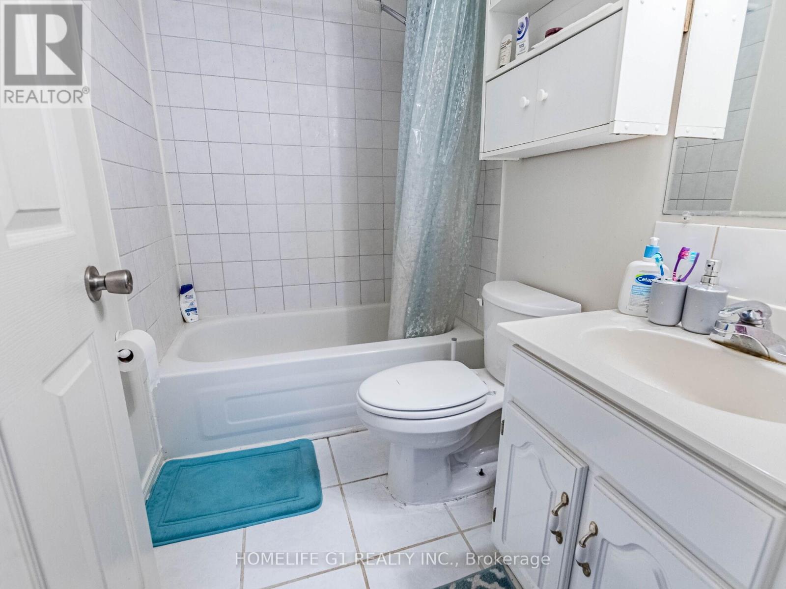 32 Creekwood Drive, Brampton, Ontario  L7A 1J3 - Photo 37 - W12185890