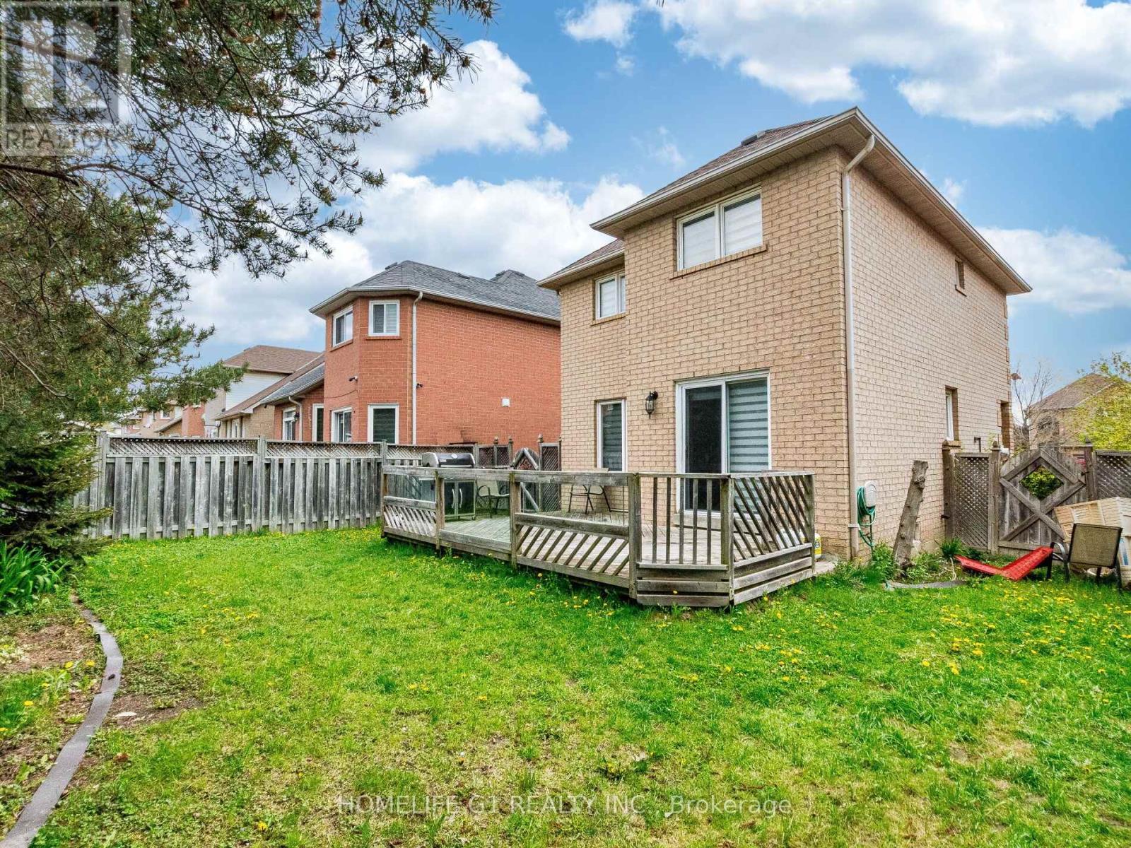32 Creekwood Drive, Brampton, Ontario  L7A 1J3 - Photo 45 - W12185890